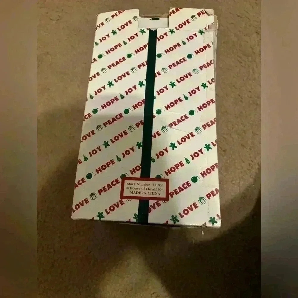 House of Lloyd Christmas Around the World “Floyd Bunny” 1994 - Picture 3 of 13